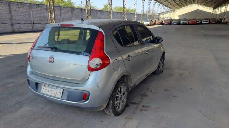 Carros, motos, pedras semipreciosas e ouro apreendidos em operações contra o tráfico serão leiloados em Minas Gerais