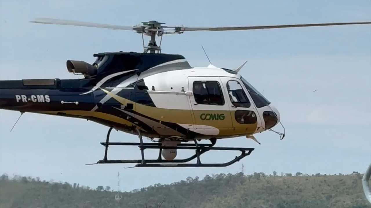 Helicóptero da CEMIG sobrevoa João Pinheiro para inspecionar linhas de distribuição que atendem a região