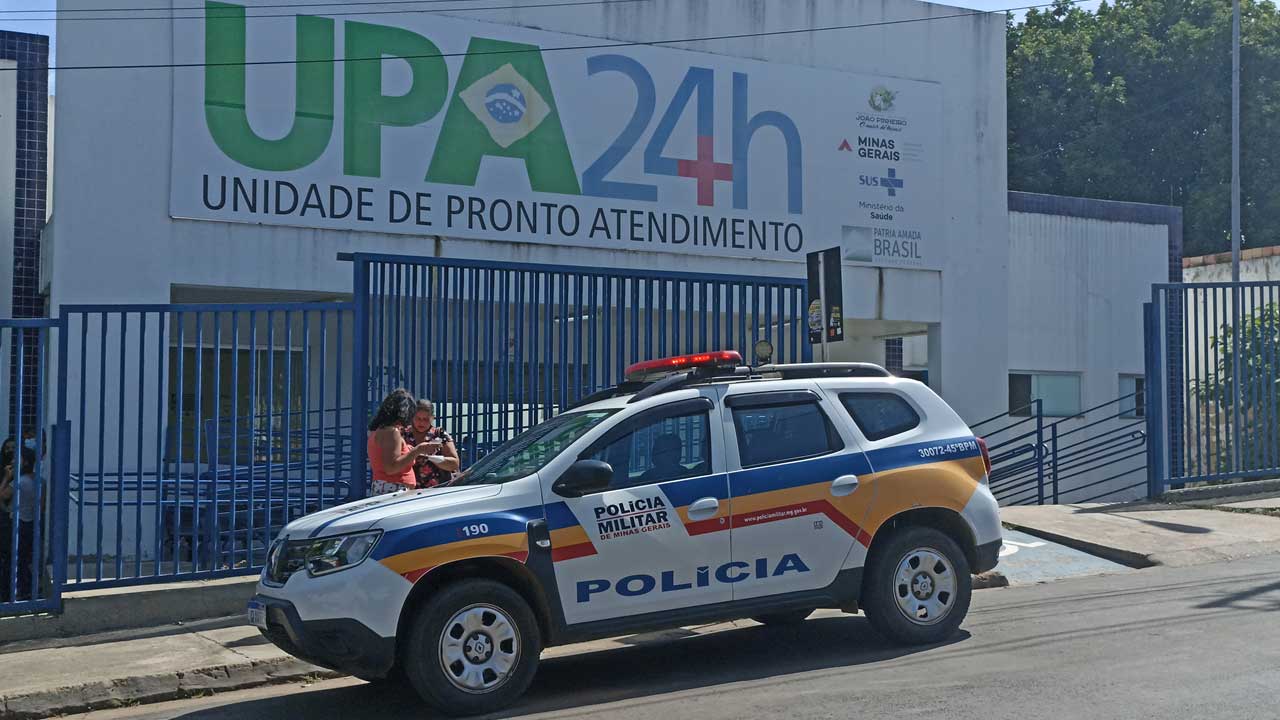 Homem é preso após agredir outro com barra de ferro em confusão na UPA de João Pinheiro