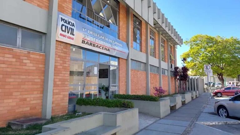 Jovem encontra mãe com olho roxo e espanca padrasto até a morte no interior de Minas Gerais