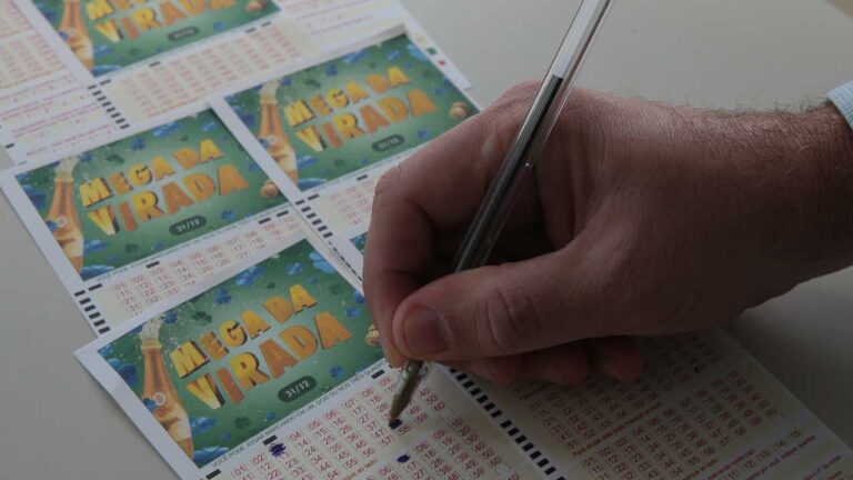 Bolão de João Pinheiro leva mais de R$18 mil na Mega da Virada; 37 apostas acertaram a quadra