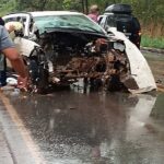 Três pessoas ficam feridas em violento acidente na BR-365 entre Varjão de Minas e São Gonçalo do Abaeté