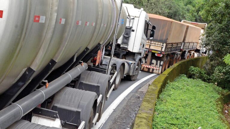Contran prorroga prazo para exame toxicológico de motoristas profissionais