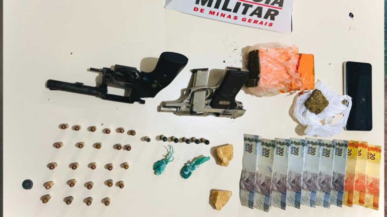 Três são presos em operação da Polícia que apreendeu droga, arma e munições em João Pinheiro