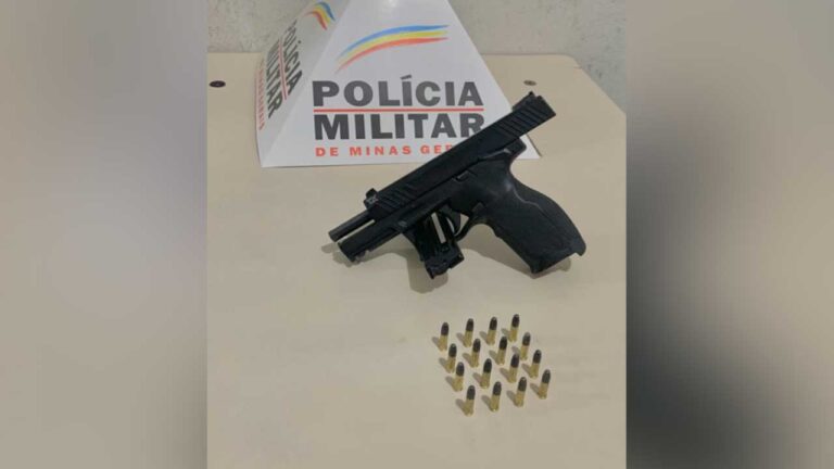 Homem armado com pistola tenta fugir da Polícia a cavalo em João Pinheiro