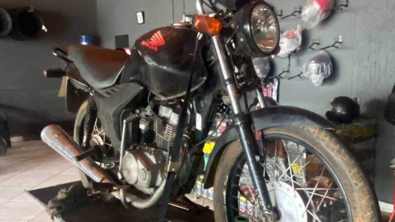 Dono de oficina é preso e motos irregulares são apreendidas em João Pinheiro