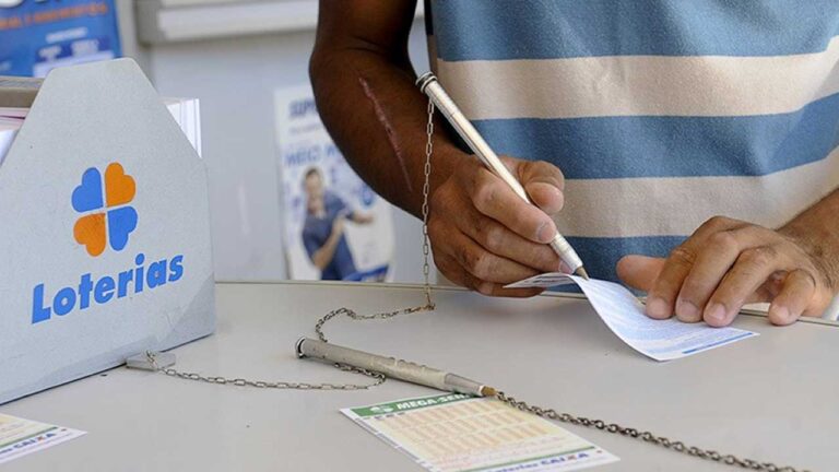 Apostadores de João Pinheiro acertam quadra da Mega-Sena e garantem prêmio de meio salário-mínimo