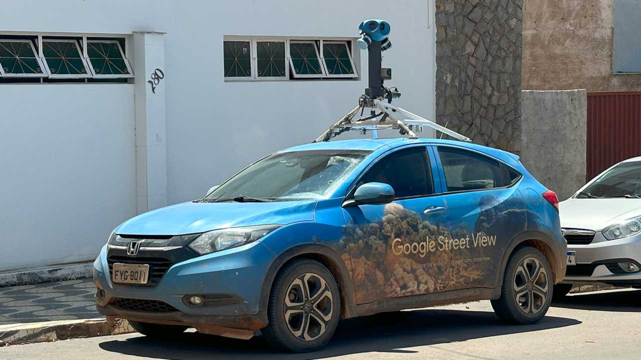 Carro do Google Street View é visto em João Pinheiro e cresce expectativa por atualizações do mapa da cidade