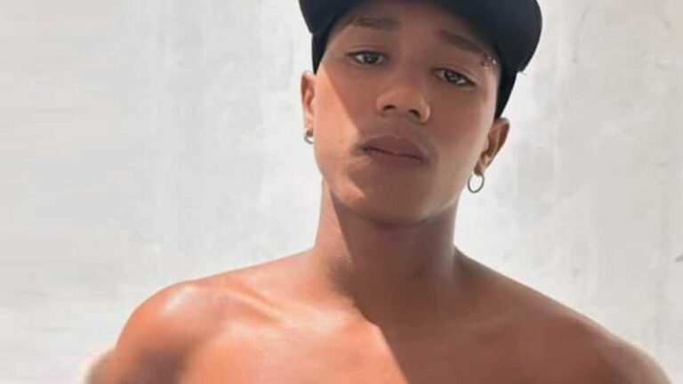 Adolescente de 15 anos é encontrado morto com mais de 20 facadas em quadra de escola em Paracatu