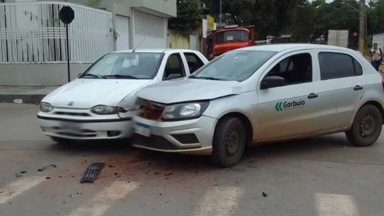Veículo avança parada obrigatória e causa acidente de trânsito em João Pinheiro