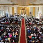 Centenas de fiéis marcam presença na celebração de Corpus Christi em João Pinheiro