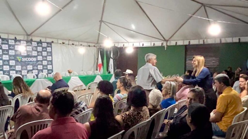 Sicoob Credipinho investe em melhorias e reinaugura agência em Cana Brava, distrito de João Pinheiro