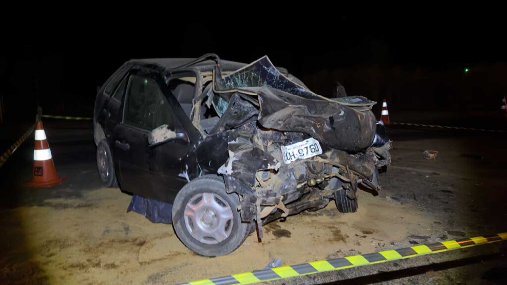 Pinheirense de 45 anos morre na hora em gravíssimo acidente na BR-040 em João Pinheiro