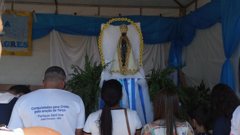 João Pinheiro celebra dia de Nossa Senhora Aparecida com programação especial no Santuário da Coeng