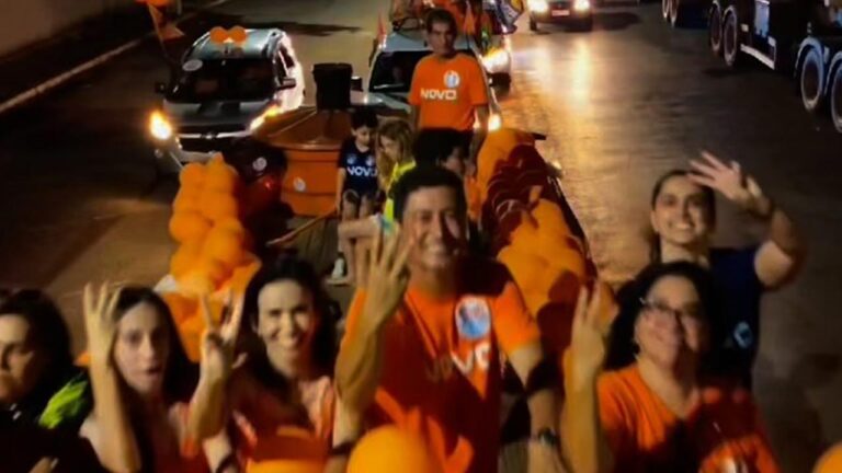 Carreata da vitória de Gláucon Cardoso e Vera Coelho reúne grande público em João Pinheiro