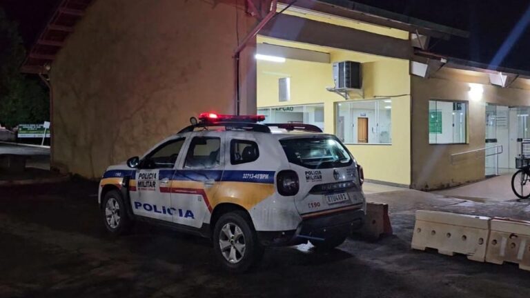 Criança autista dá entrada no Hospital de João Pinheiro com lesão nas costas e equipe médica chama a polícia