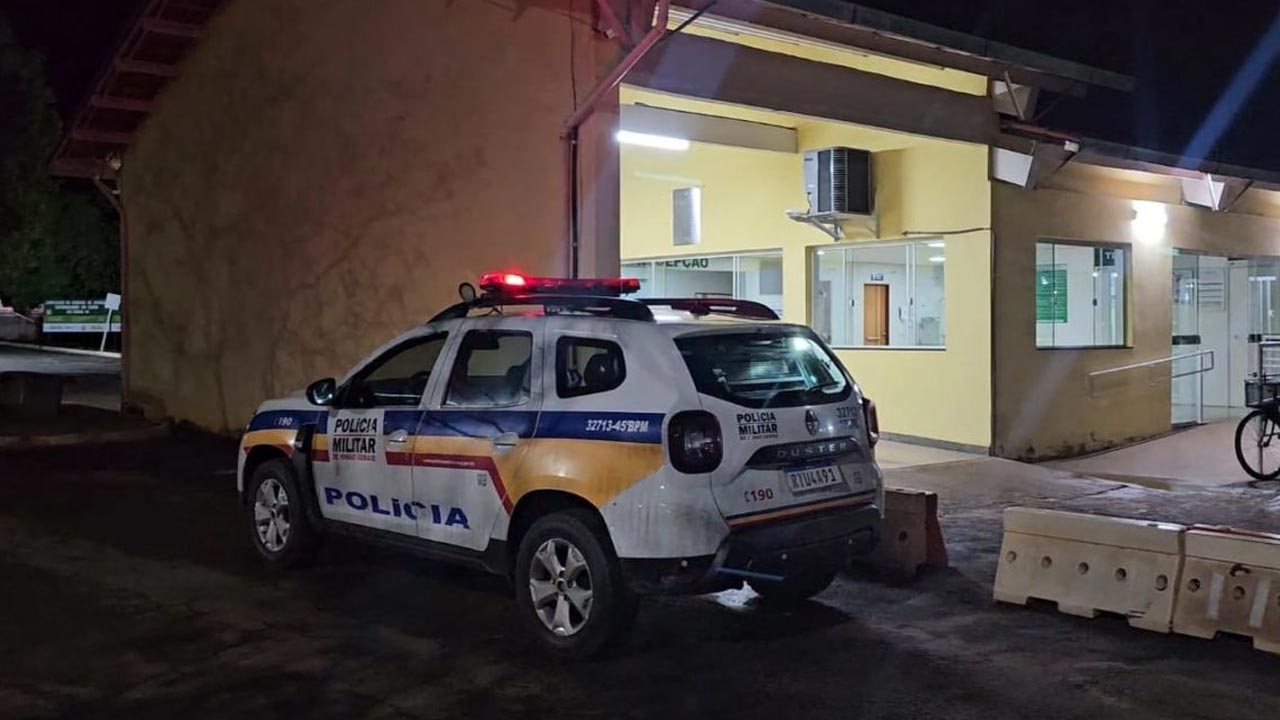 Criança autista dá entrada no Hospital de João Pinheiro com lesão nas costas e equipe médica chama a polícia