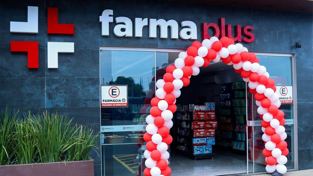 FarmaPlus inaugura área de suplementação e oferece entrega grátis para toda João Pinheiro