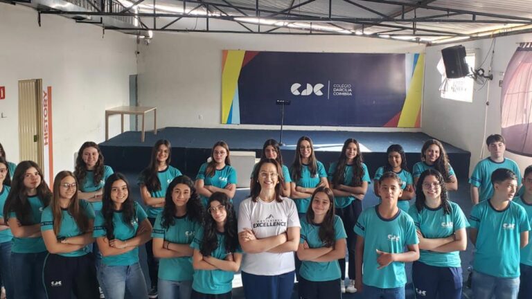 Colégio Darcilia Coimbra está entre as 60 melhores escolas do país