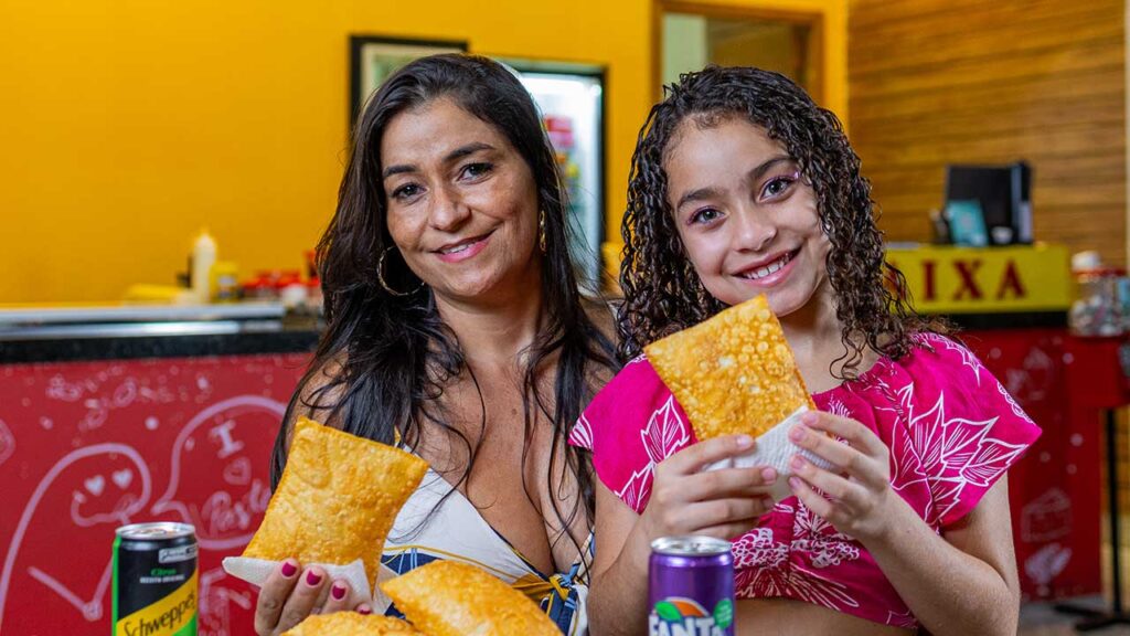 Point do Pastel se torna referência em João Pinheiro, e completa 3 anos com muitas novidades no cardápio