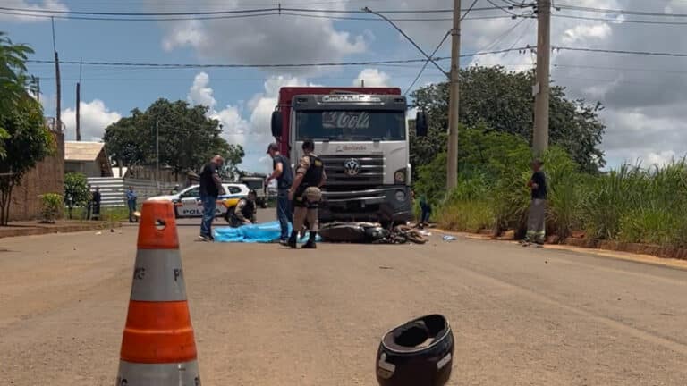 Tragédia em Paracatu: pai busca filha na escola, se envolve em acidente com caminhão da Coca-Cola e menina morre