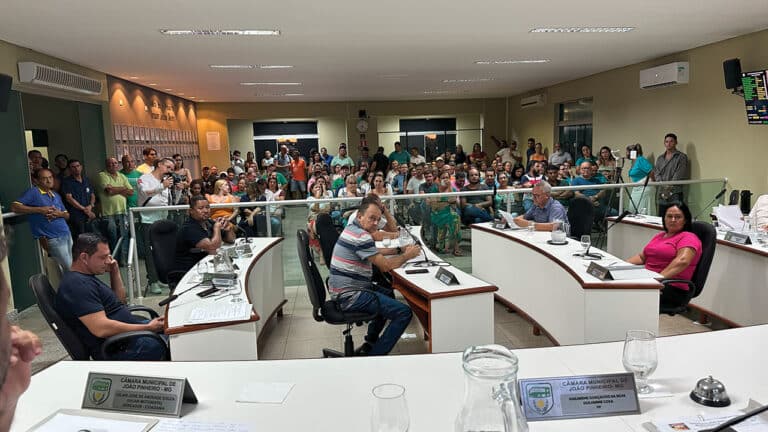 Após pressão popular, projeto da Prefeitura sobre PPPs é retirado de pauta da Câmara de João Pinheiro