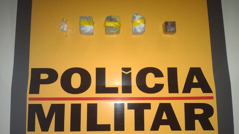 Homem é preso com cocaína e maconha durante abordagem em ônibus na LMG-690, em João Pinheiro