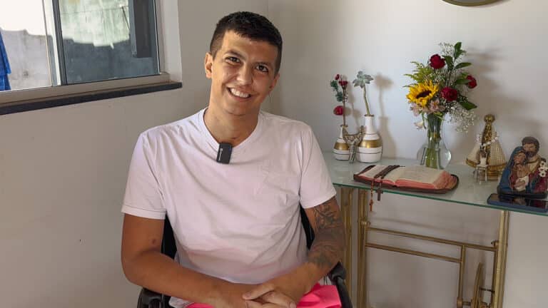 Eu sou um milagre: caminhoneiro que caiu de ponte na BR-040 em João Pinheiro se recupera e emociona com sua história