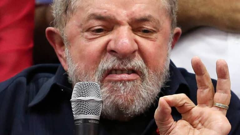 Desaprovação de Lula sobe para 56% e atinge pior índice desde o início do mandato, aponta pesquisa Quaest