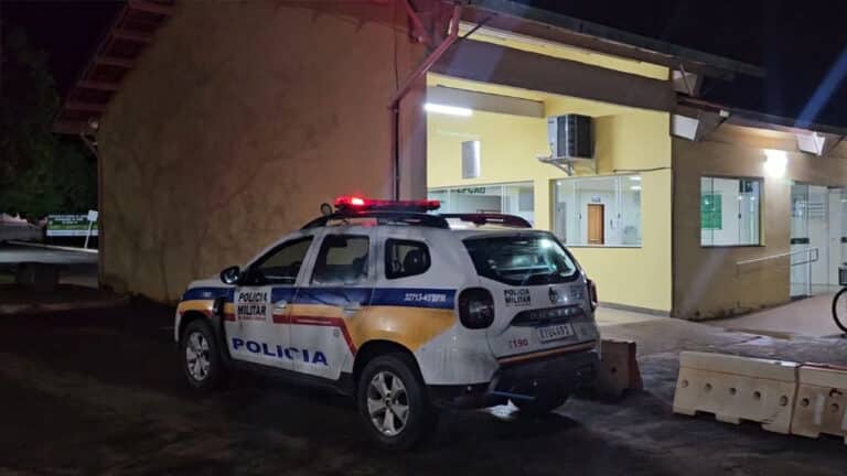 Homem fica gravemente ferido após ser esfaqueado na barriga no Cais em João Pinheiro