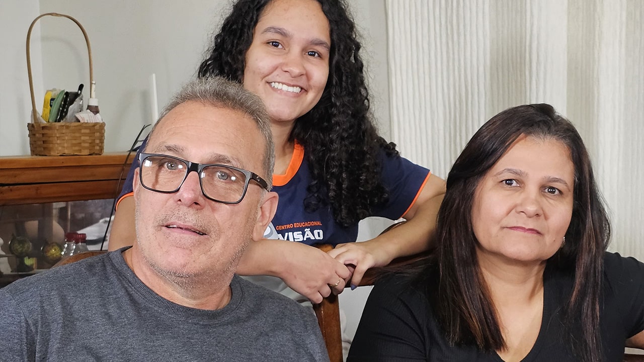 Sino Vox Patris, o maior do mundo, pernoita em João Pinheiro e emociona moradores com passagem histórica