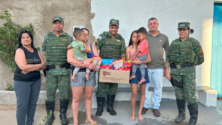Ato de heroísmo: policial salva criança de 2 anos em João Pinheiro e emociona a família com visita especial
