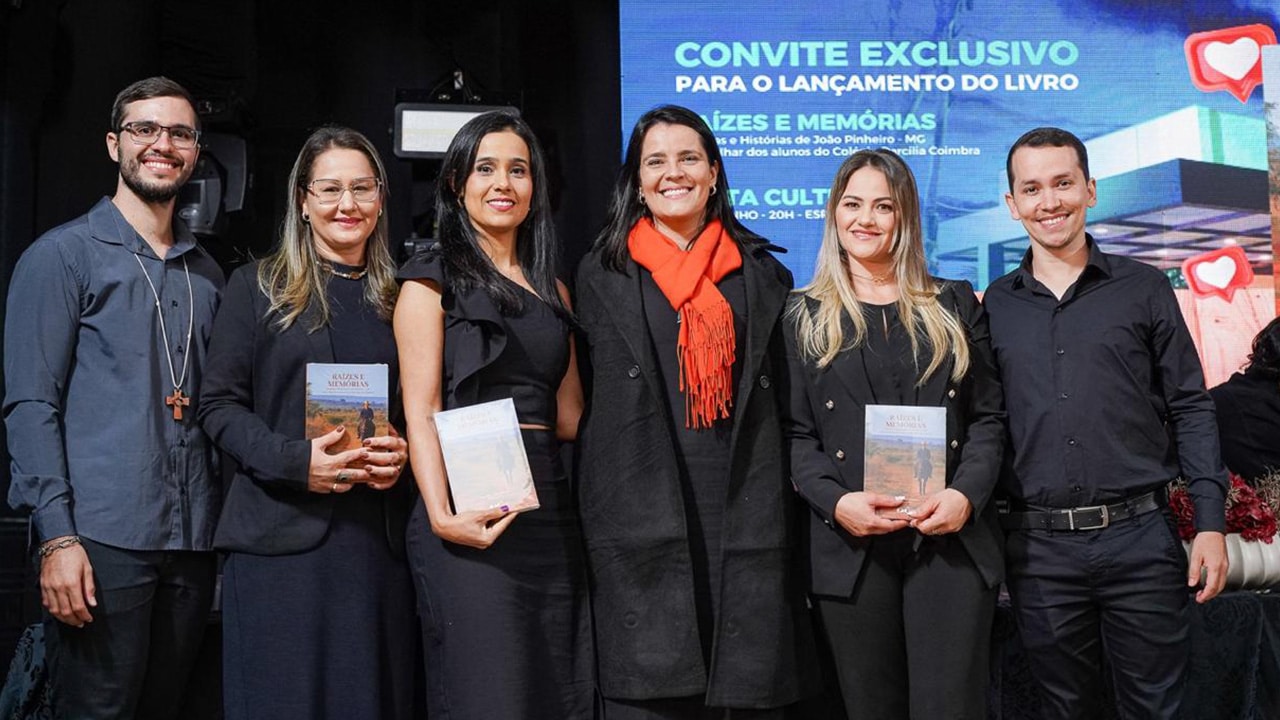 Orgulho pinheirense! Alunos do CDC lançam livro que conta a história das famílias de João Pinheiro