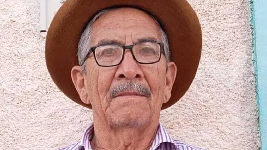Motoqueiro que dava 'grau' atropela e mata idoso de 81 anos em Minas Gerais; veja o vídeo