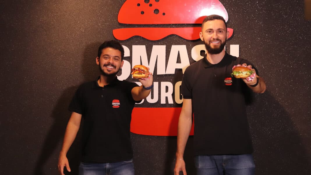 Do sonho à realidade: como a amizade e um sabor único criaram o Smash Burger, a nova paixão de João Pinheiro