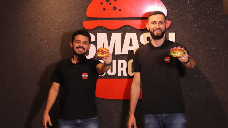 Do sonho à realidade: como a amizade e um sabor único criaram o Smash Burger, a nova paixão de João Pinheiro