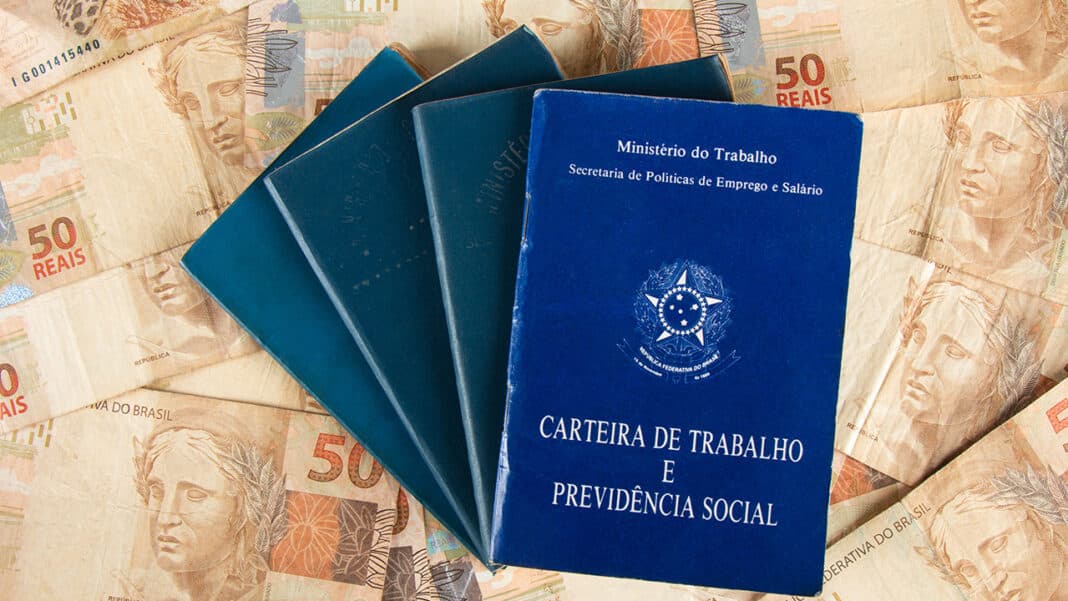 Oportunidade: SINE de João Pinheiro oferece 58 vagas com salários que chegam a R$ 9.000,00