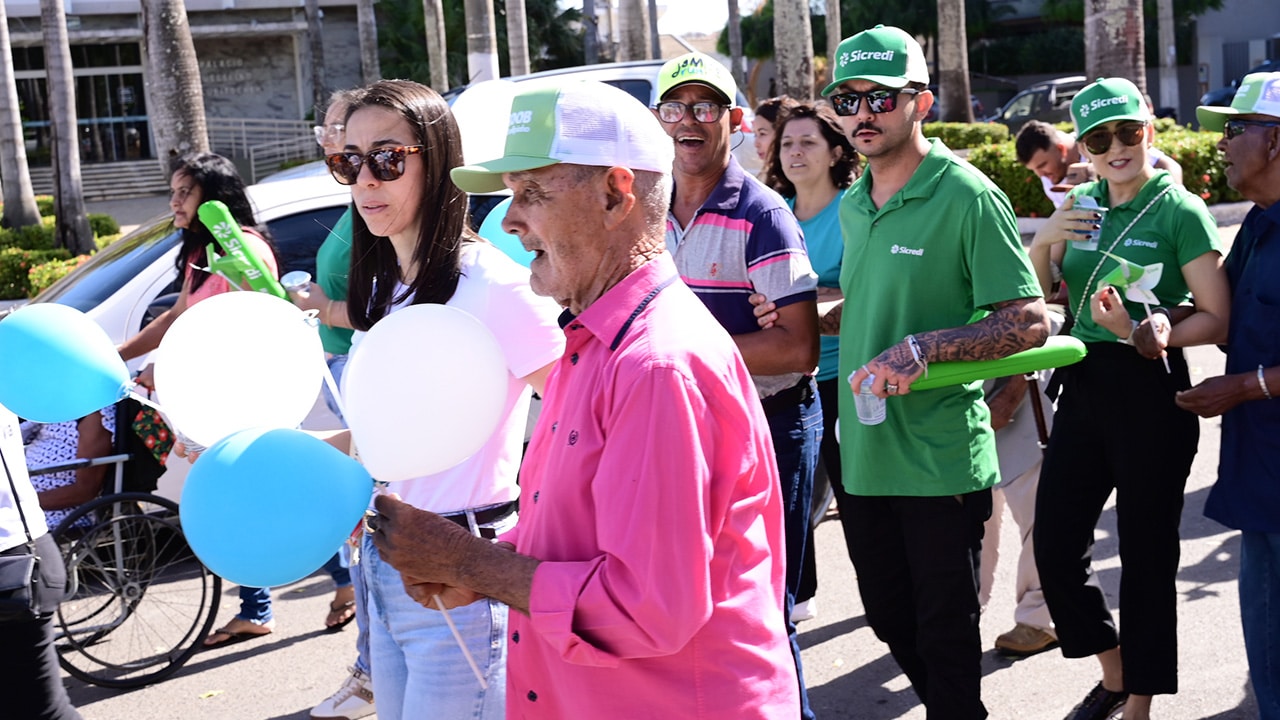 Caminhada do Abrigo Sant'Ana em João Pinheiro une alegria, emoção e apelo por mais atenção à causa da pessoa idosa