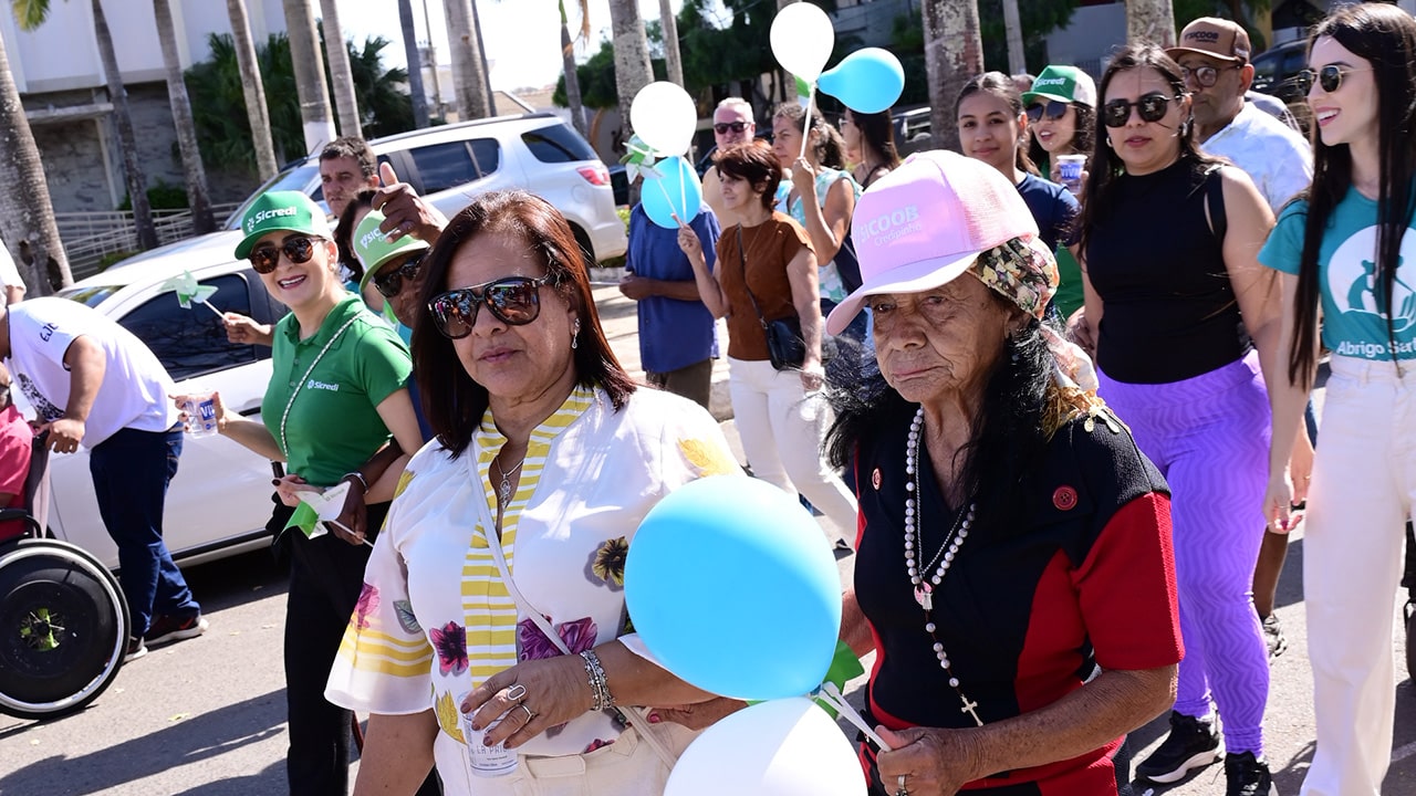 Caminhada do Abrigo Sant'Ana em João Pinheiro une alegria, emoção e apelo por mais atenção à causa da pessoa idosa