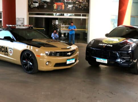 Polícia de Minas agora tem Porsche e Camaro como viaturas de luxo