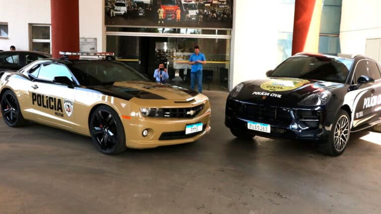 Polícia de Minas agora tem Porsche e Camaro como viaturas de luxo