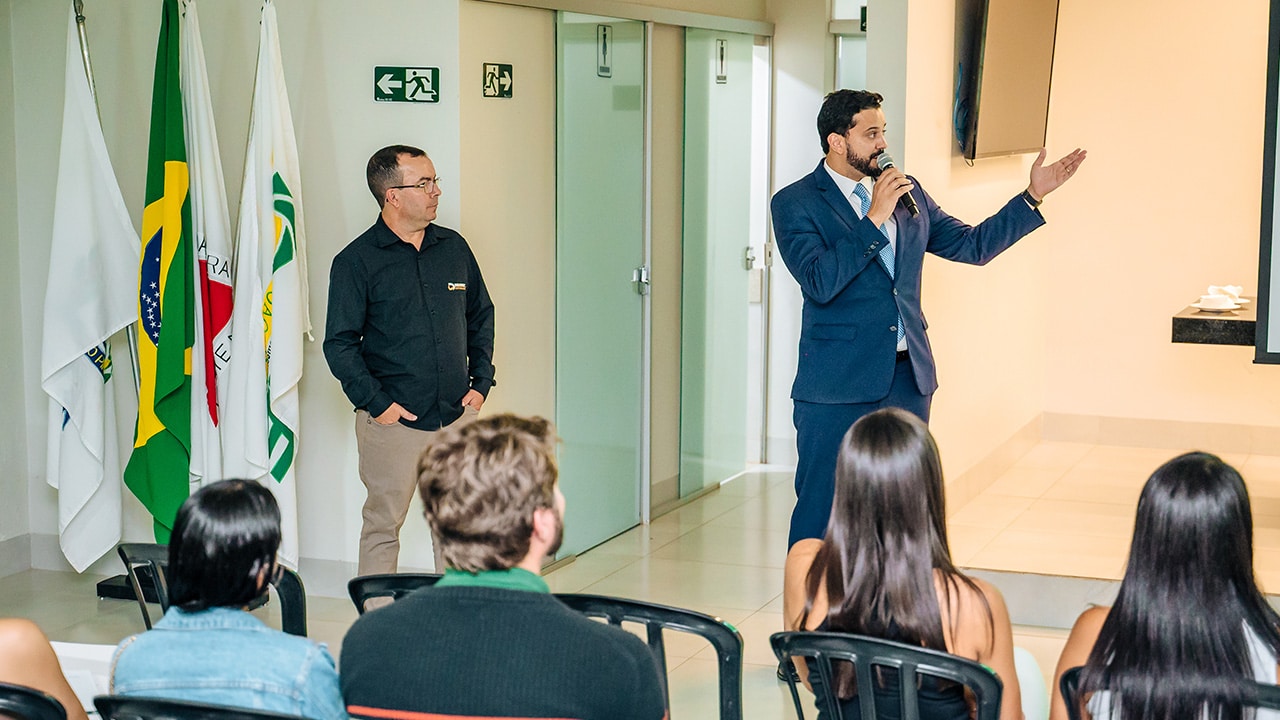 Com palestra de especialista, evento em João Pinheiro busca despertar empresários para a Reforma Tributária