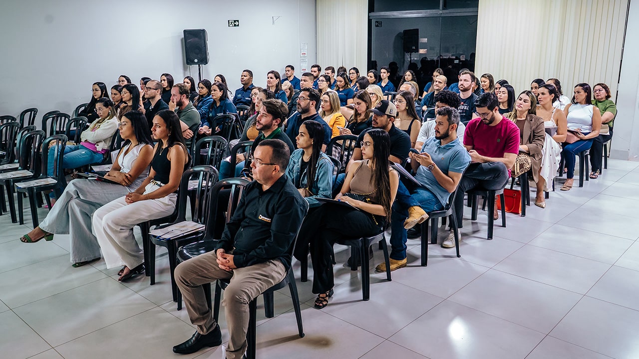 Com palestra de especialista, evento em João Pinheiro busca despertar empresários para a Reforma Tributária