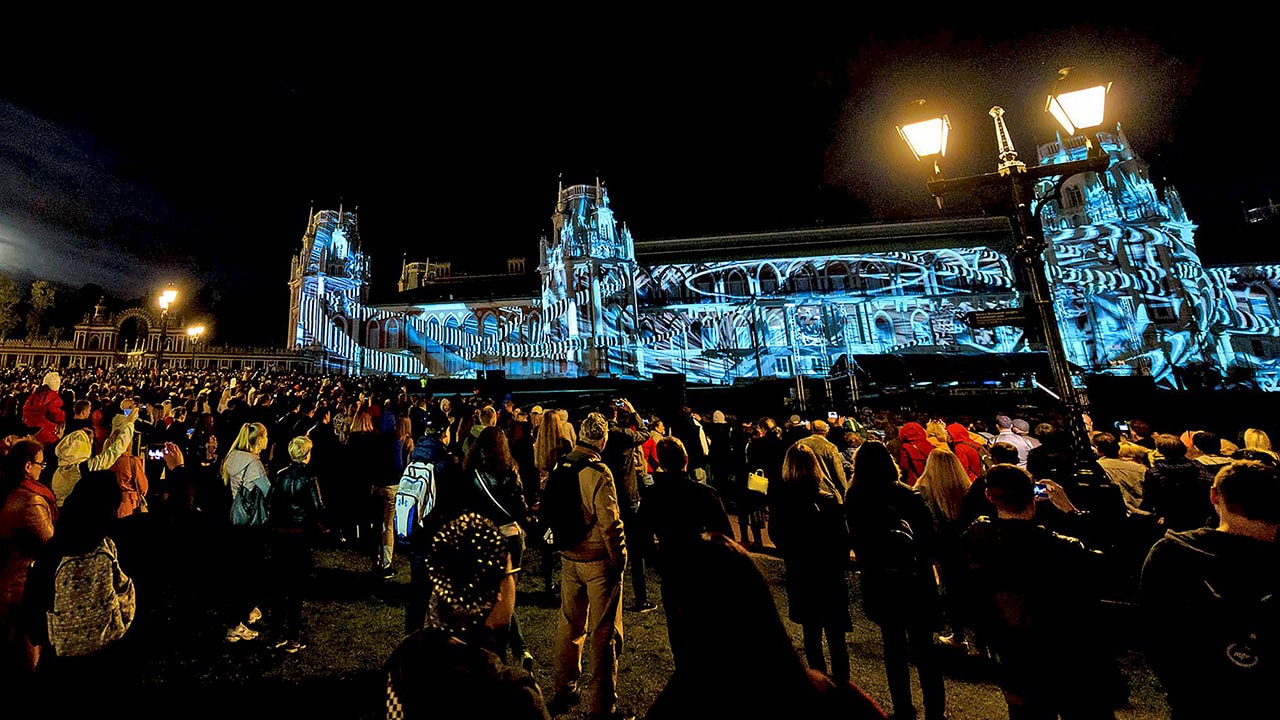 Praça Redonda vai virar palco de espetáculo de luzes, música e cultura popular em João Pinheiro