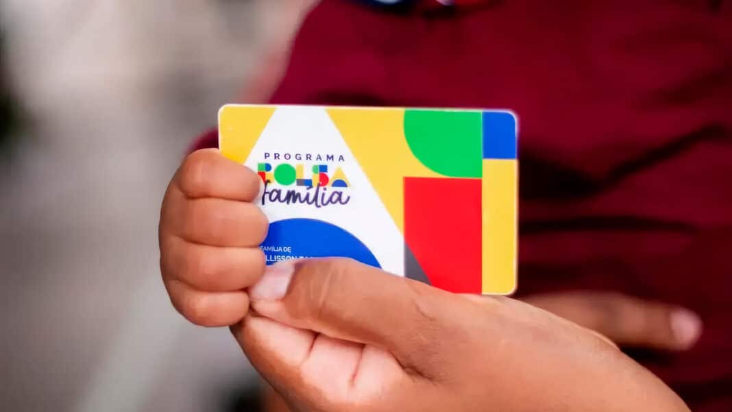 Bolsa Família de novembro começa a ser pago nesta sexta (14); veja o calendário completo