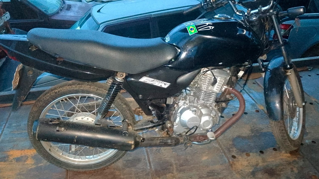 Sem carteira e com moto