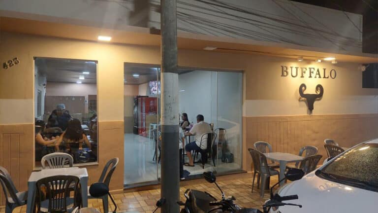 Não deixe passar, oportunidade de ouro! Hamburgueria completa e com clientela fiel à venda em João Pinheiro
