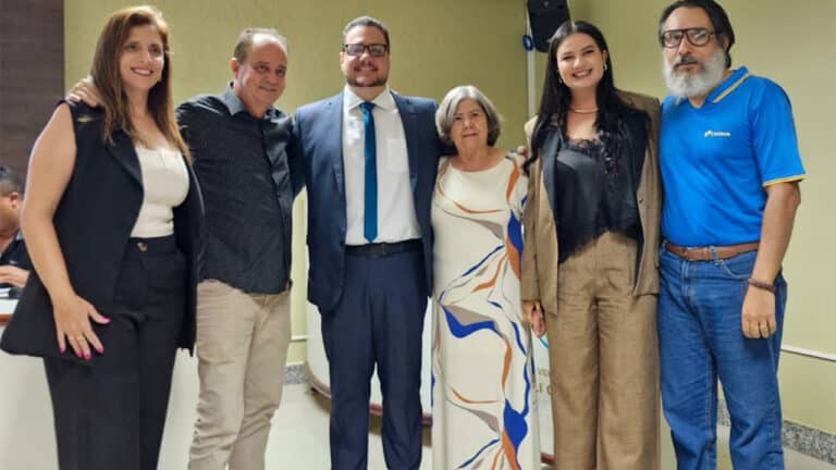 Reconhecimento! Dr. Leonardo Vasconcelos é o mais novo Cidadão Honorário de João Pinheiro