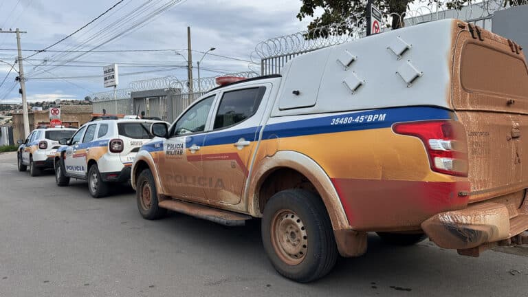 Irmã é agredida pelo irmão após pedir ajuda para fazer jantar do pai em João Pinheiro
