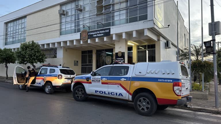 Caminhoneiro abastece R$ 100 em posto, diz que vai esperar PIX do patrão e foge sem pagar em João Pinheiro